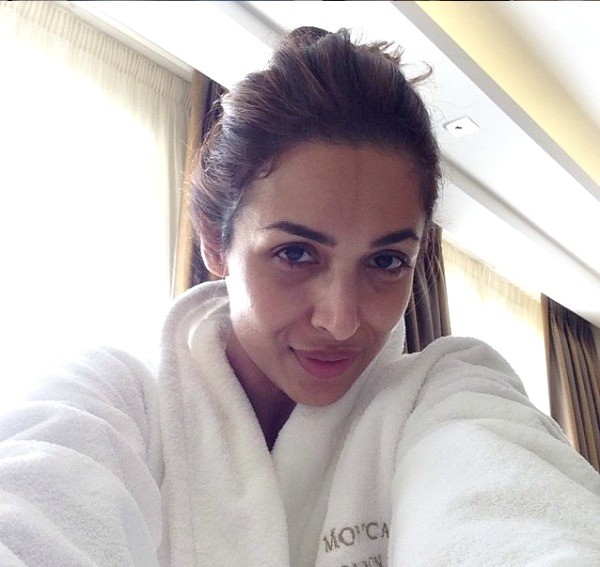 Bollywood Actresses Who Have Rocked With Their No Makeup Selfies
