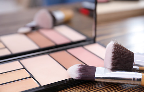 4 Essential Tips for Makeup Shopping Online in 2021