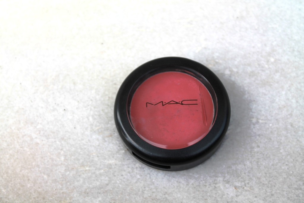 Mac creme blend blush in posey