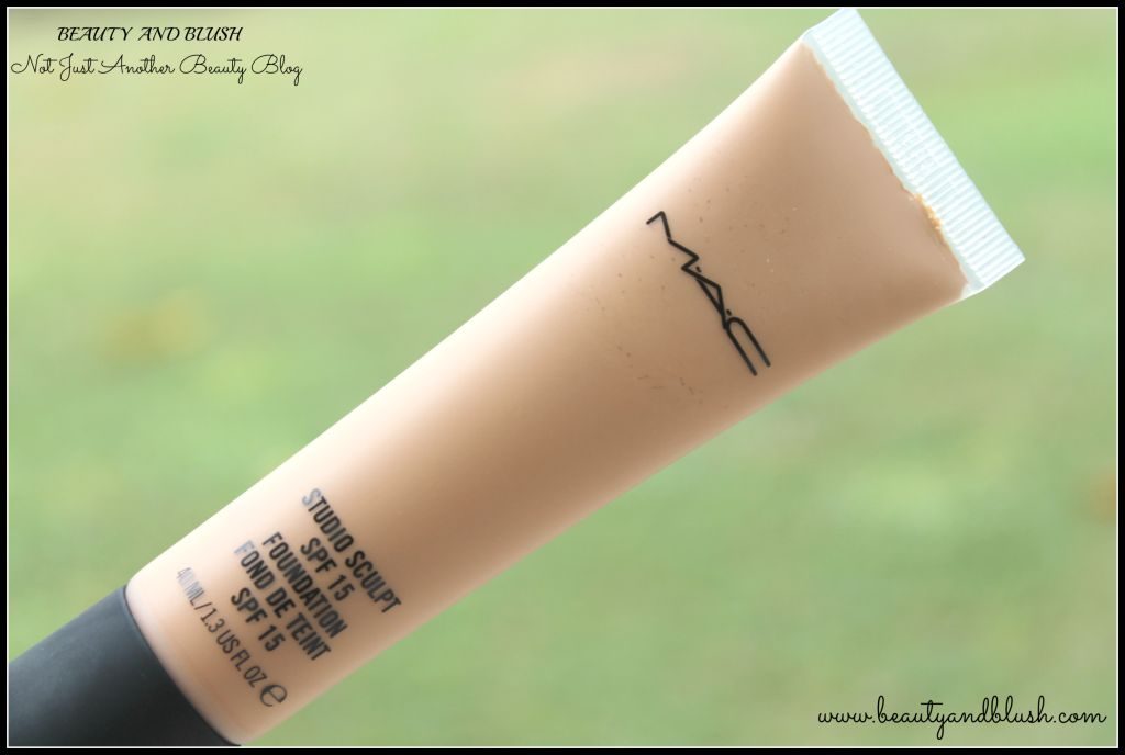 Mac Studio Sculpt SPF 15 Foundation Review