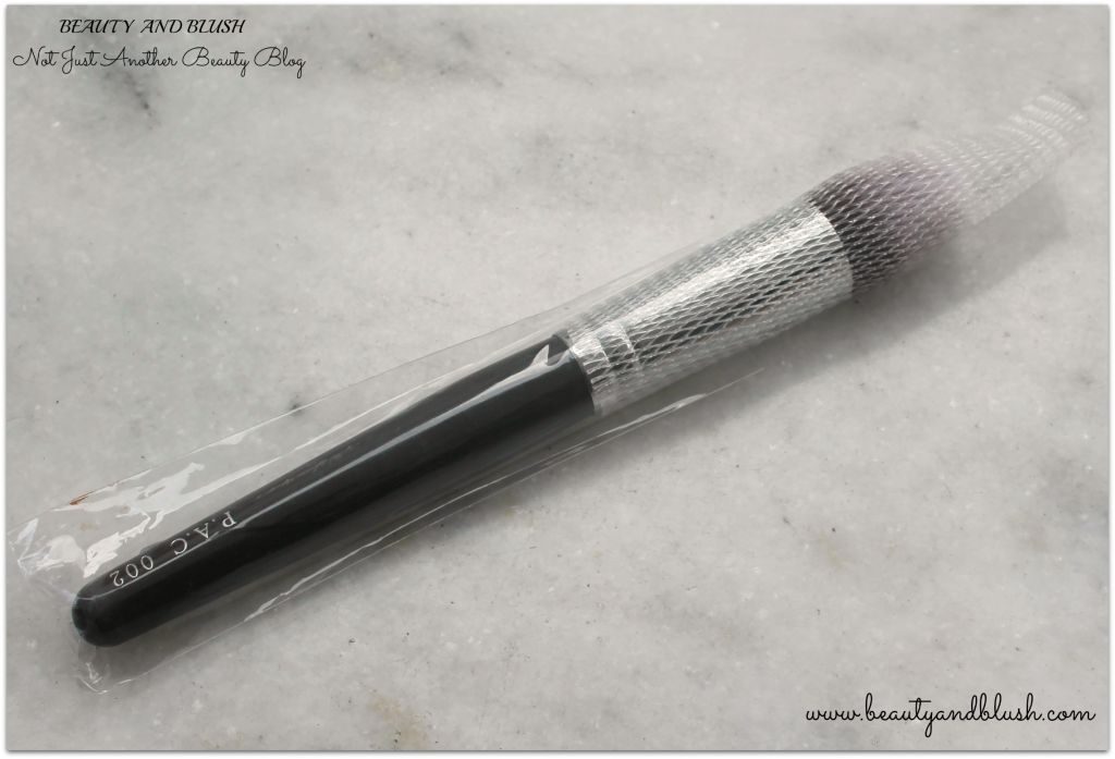 Pac Flawlessly Me 002 Brush Review
