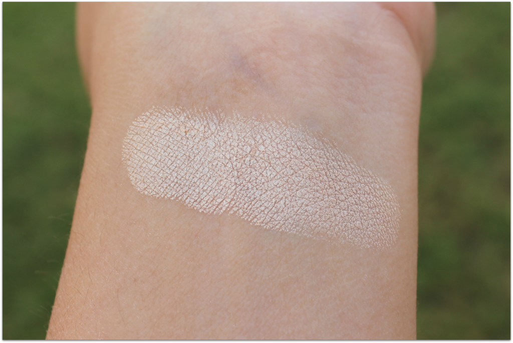 the-balm-mary-lou-manizer-review-and-swatches