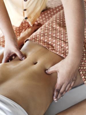 Top 5 Benefits of Stomach Massage