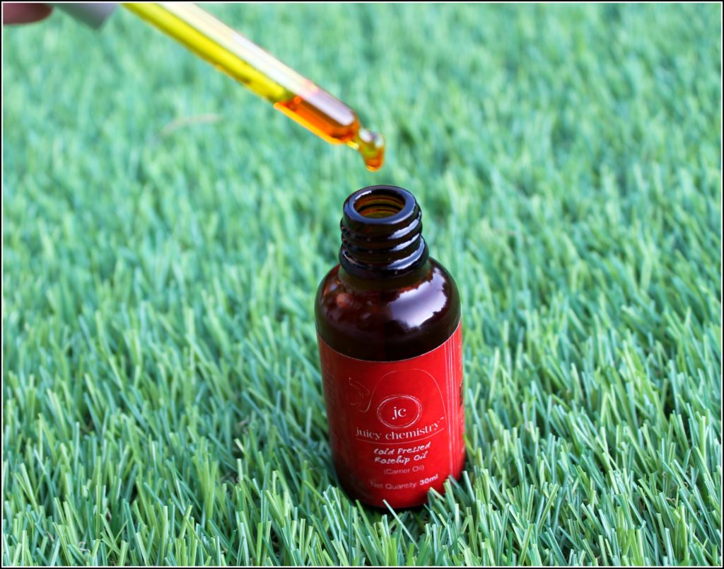 Juicy Chemistry Cold Pressed Rosehip Oil Review