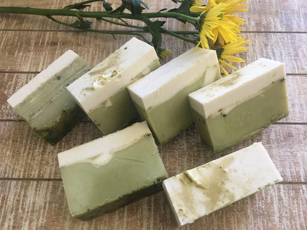 How to Use Essential Oils to Create Your Own Acne Treatment Soap