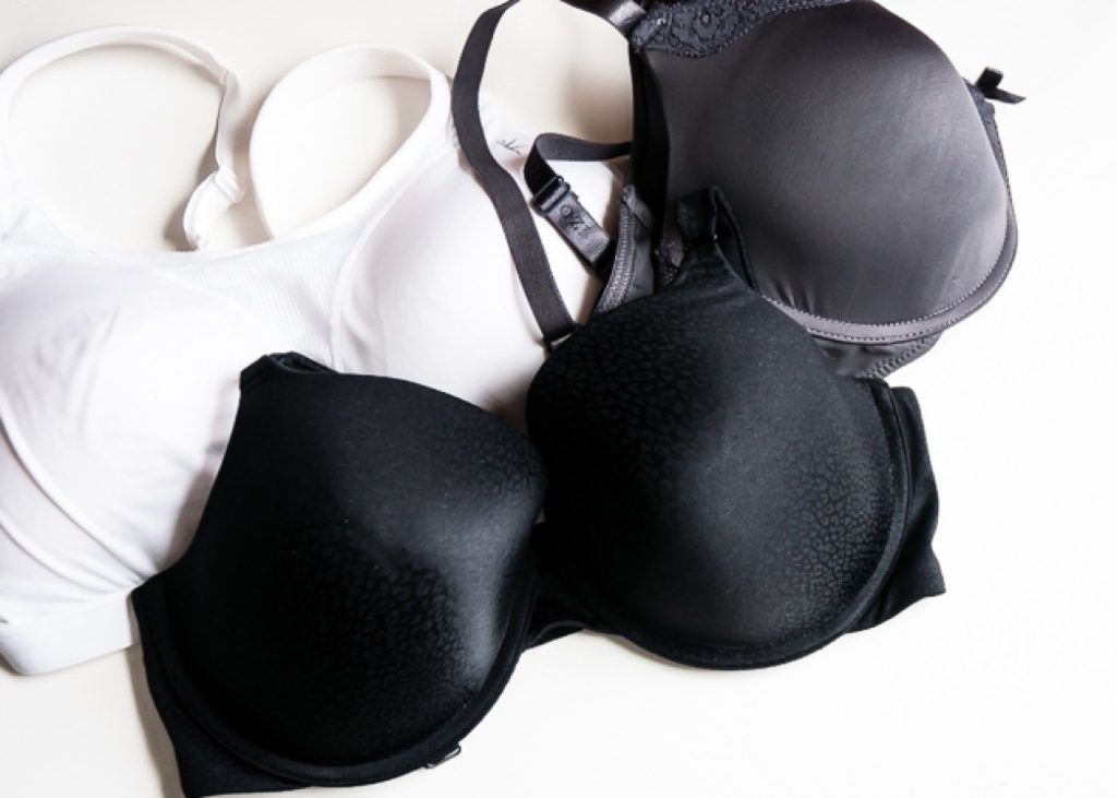 5 Bra Hacks for Full-Busted Women