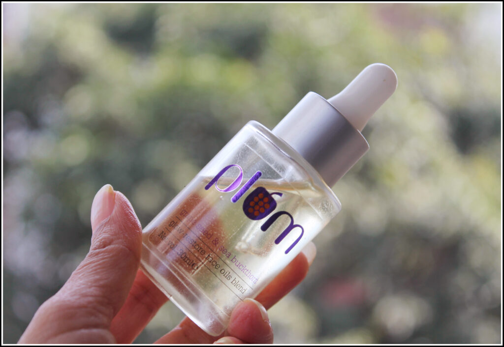 Plum Grape Seed & Sea Buckthorn Glow-Restore Face Oils Blend Review